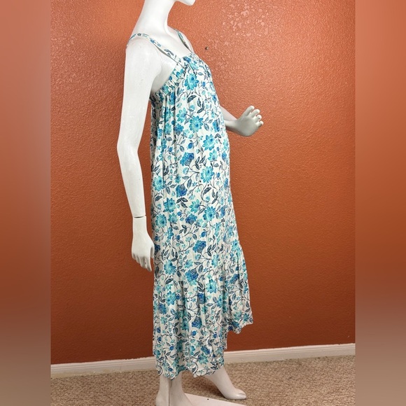 Old Navy Blue and White Floral Maxi Dress - Picture 7 of 14